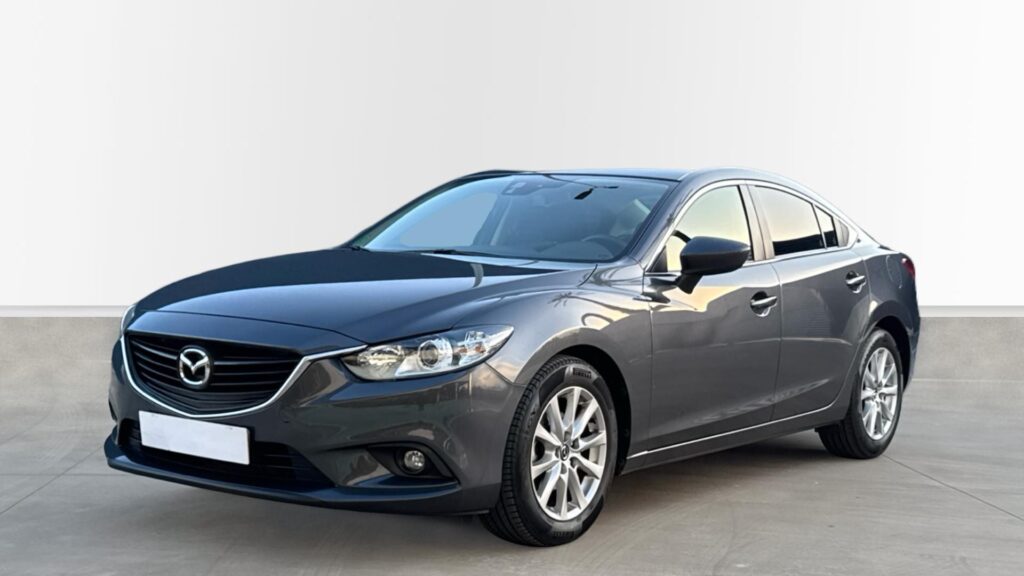 Vehículo nacional, en perfecto estado. Único propietario. Muy equipado. Se entrega revisado, transferido y con garantía. Opción de tasación y entrega de coche como parte de pago. Posibilidad de entrega en toda España ( consulte condiciones ) -Este anuncio puede contener errores.